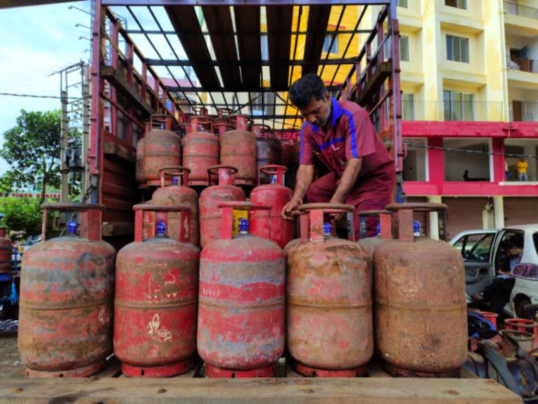The Dual LPG Price Plan Mustn't Affect People